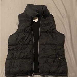 Old Navy Black Puffer Vest